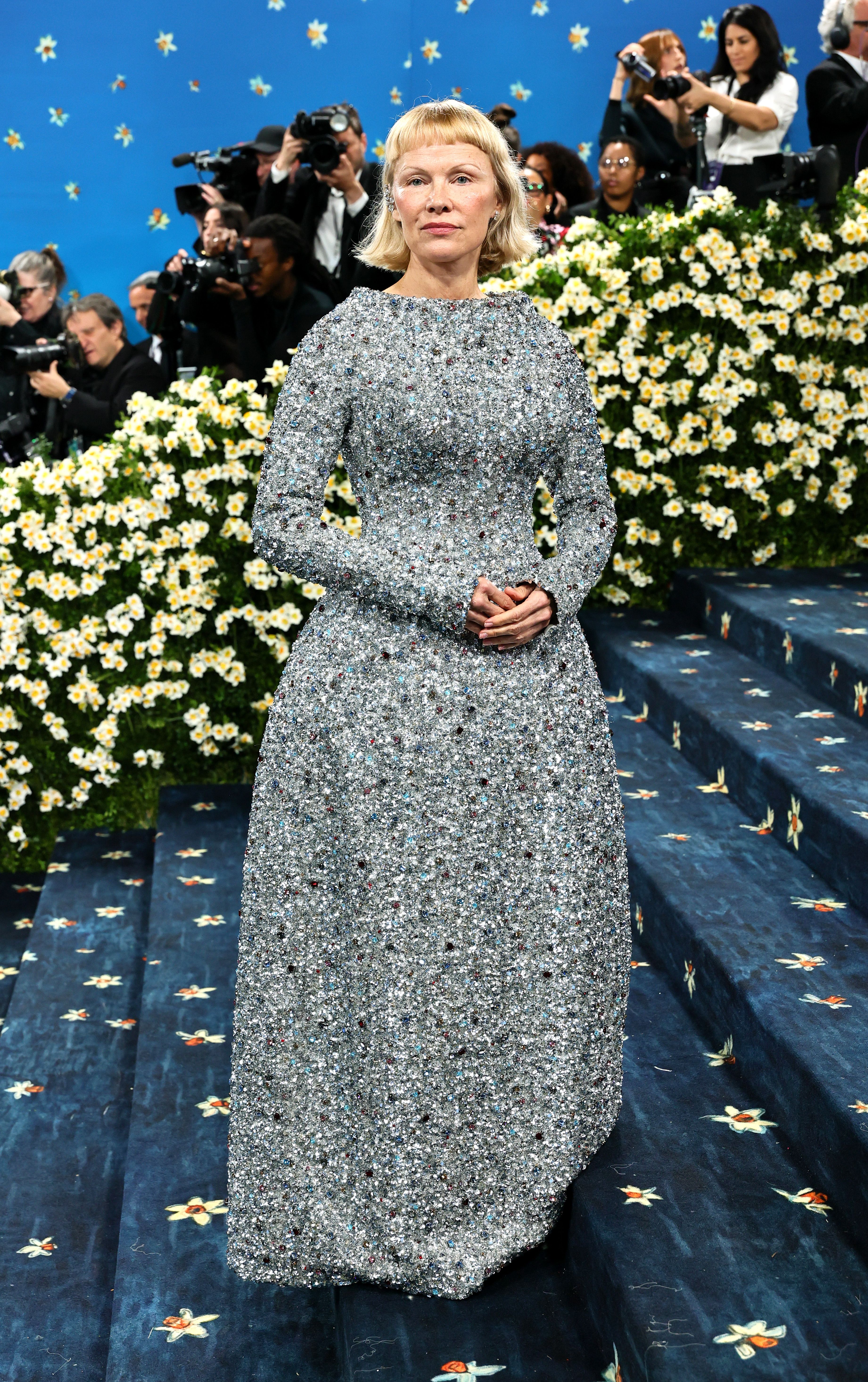 Pamela Anderson Proves She’s Still Tory Burch’s Biggest Fan at the 2025 Met Gala