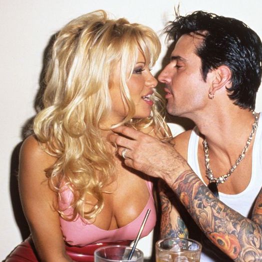 Sez Hd Gym Blackmail - Pamela Anderson Was Deeply Disturbed by 'Pam & Tommy'