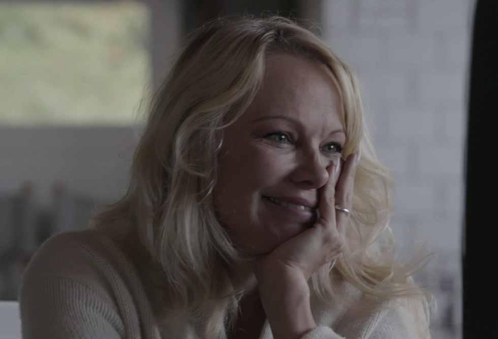 netflix viewers are saying same thing about pamela anderson documentary