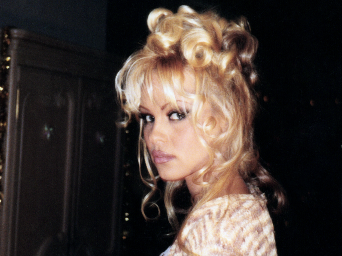 Pamela Anderson reveals she wears panties in her hair