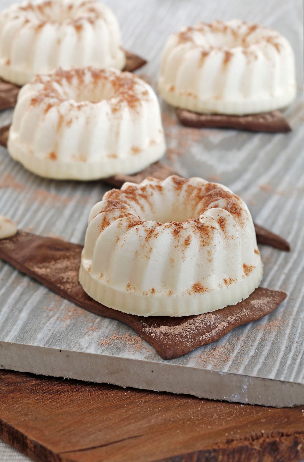 receta Panacota de chocolate blanco con galleta de chocolate