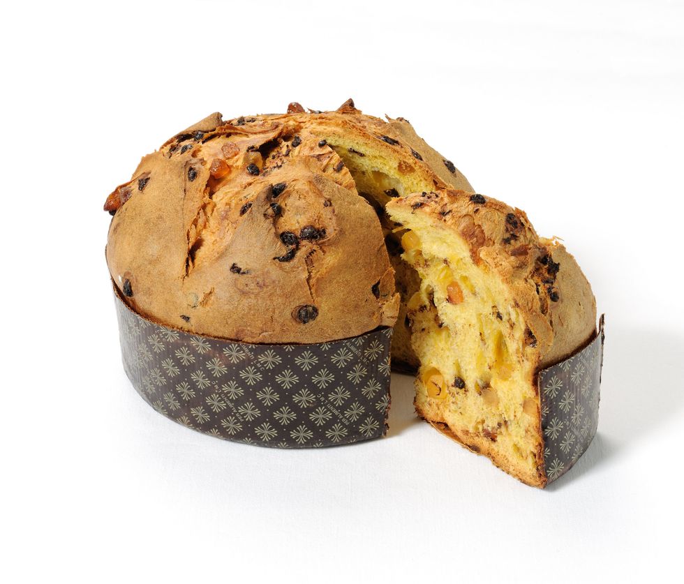Bread, Food, Panettone, Bara brith, Baked goods, Dish, Cuisine, Ingredient, Staple food, Loaf, 
