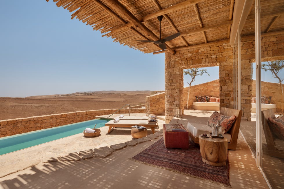six senses shaharut