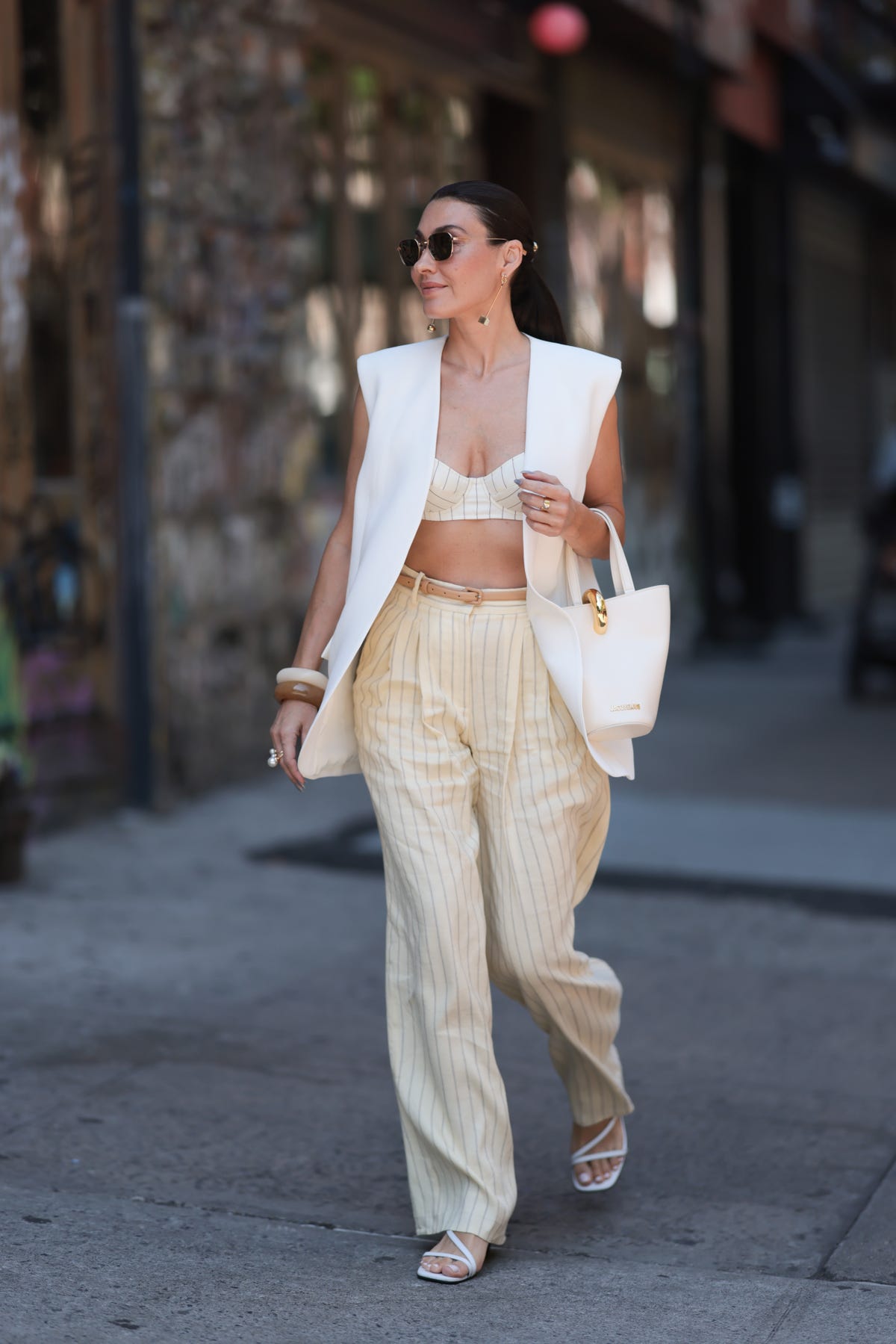 Ni de Zara ni de Mango: los pantalones anchos de rayas que compran las clásicas que veranean en el norte son de Lefties y cuestan 19 €