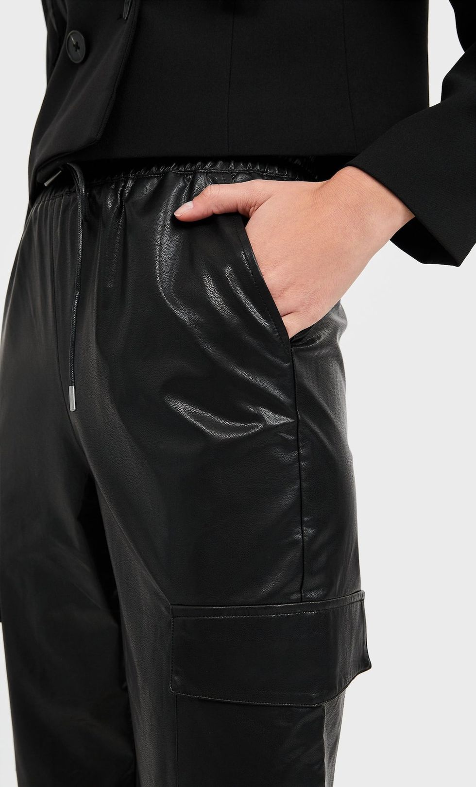 pantaloni donna moda 2020 pelle stradivarius
