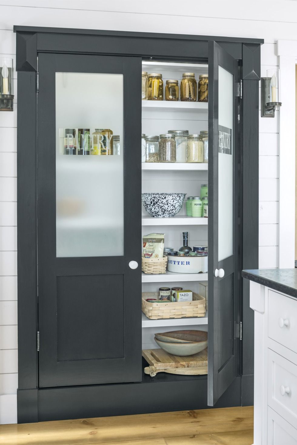 14 Smart Pantry Door Ideas - Types of Pantry Doors