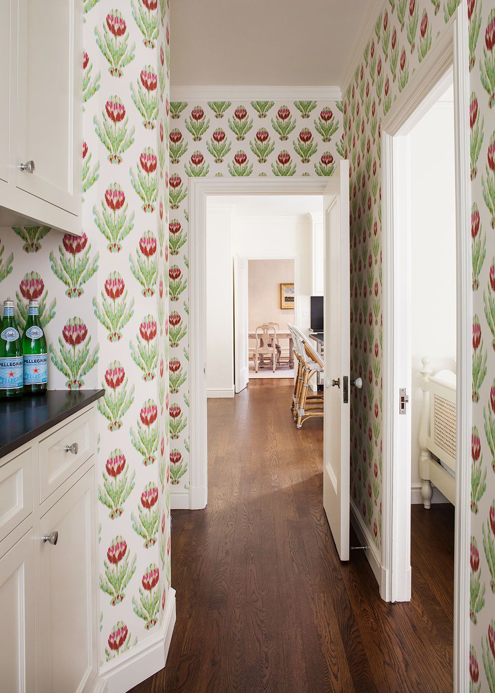 16 Creative Kitchen Wallpaper Design Ideas