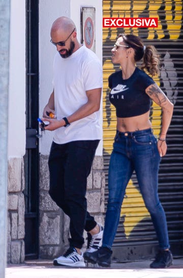 paola olmedo pasea por madrid con su nuevo novio