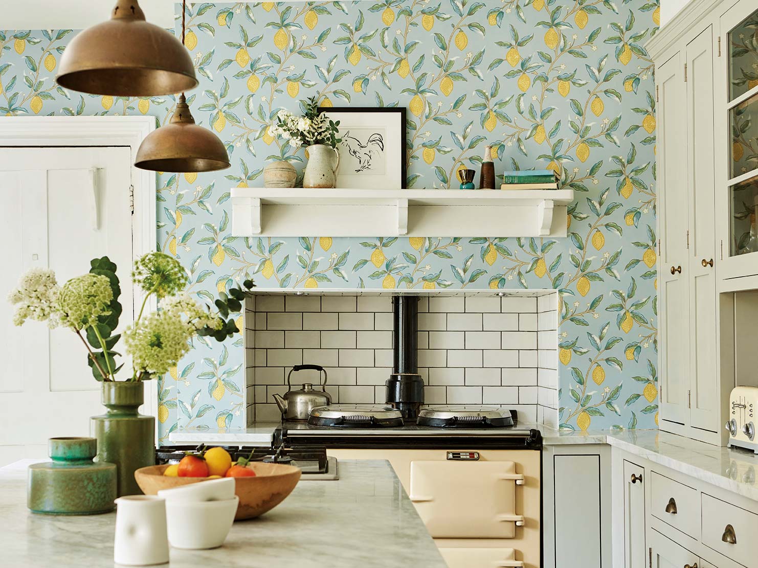 cocina con papel pintado lemmon