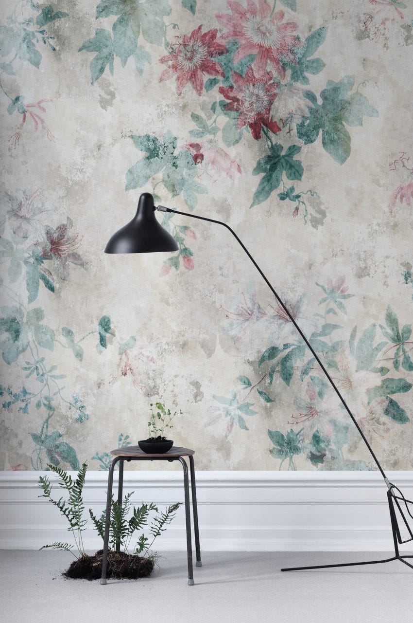 Papel pintado con motivos florales