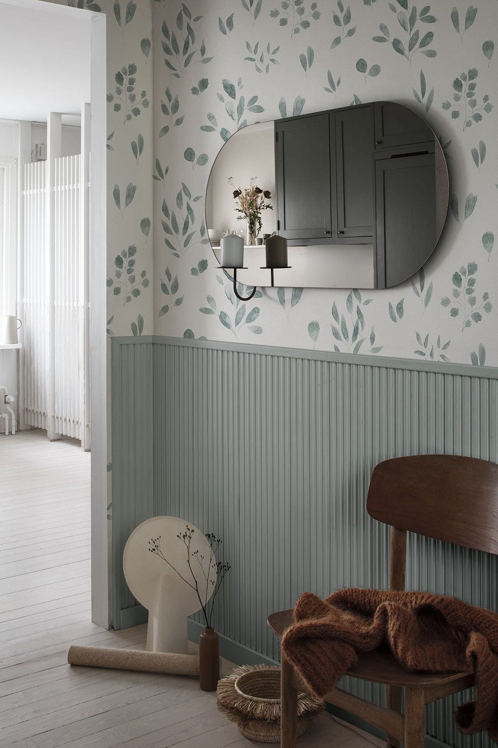 papel pintado con dibujos de hojas estilo acuarela