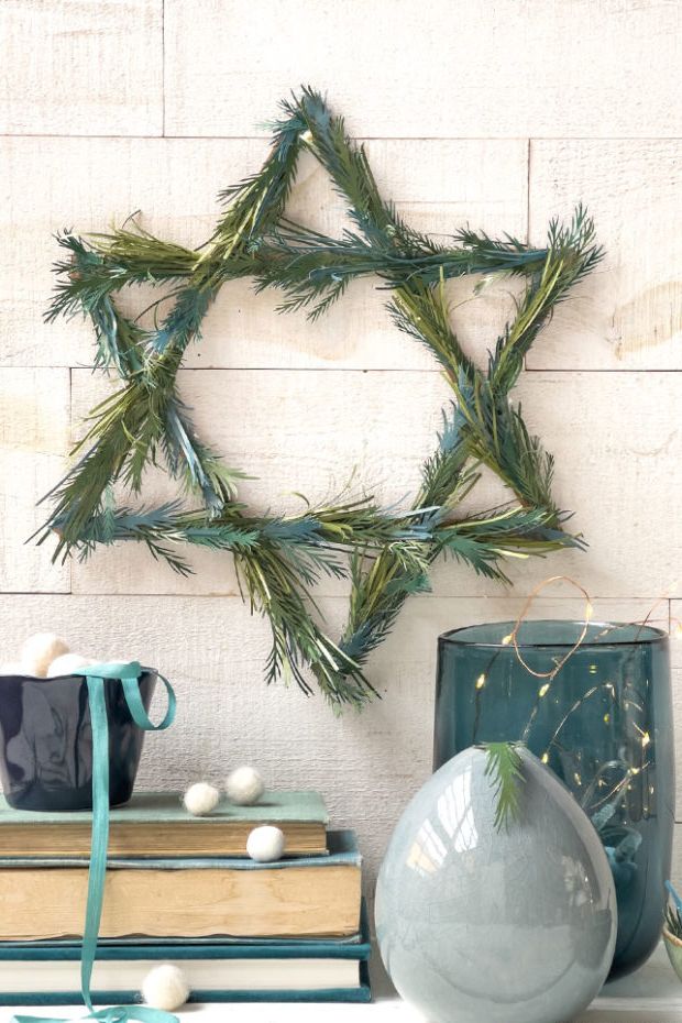 christmas wreath ideas  frosted paper conifer sixpoint star wreath