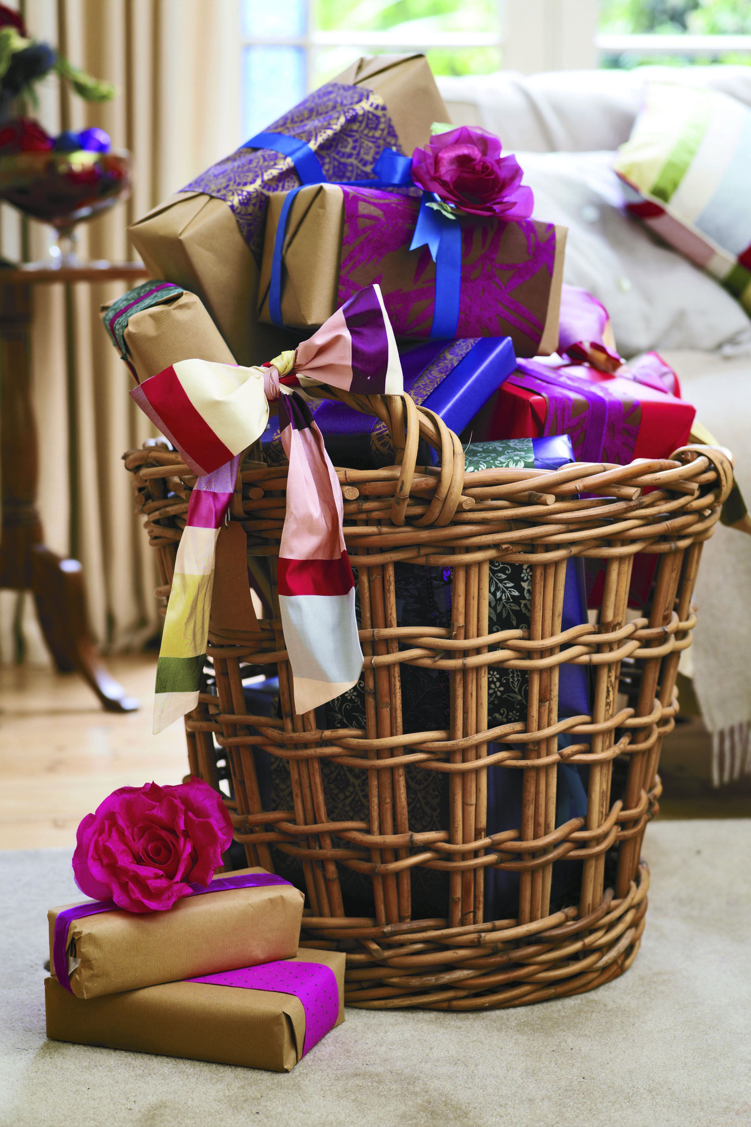 440+ Wrapped Gift Basket Stock Photos, Pictures & Royalty-Free Images -  iStock | Gift baskets
