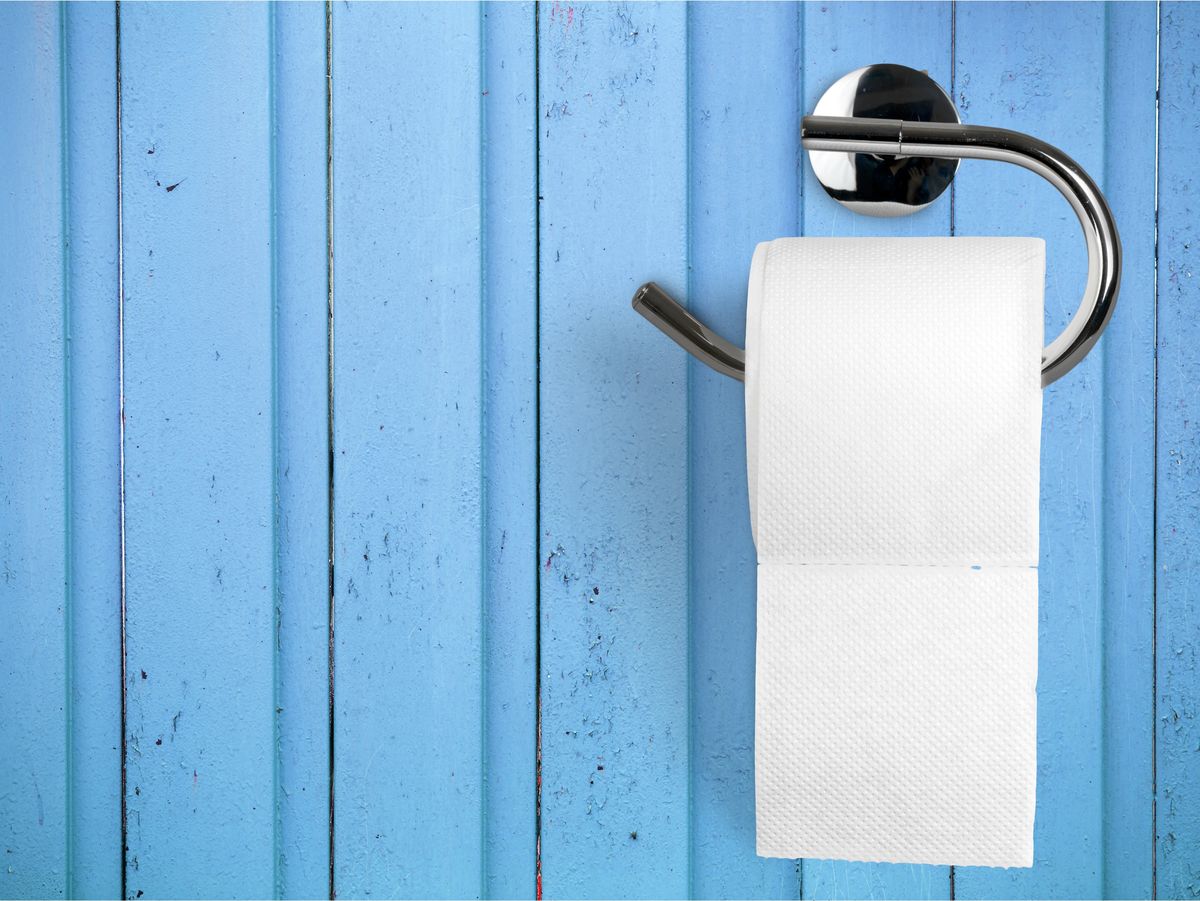 Here's Why You Should Avoid Doing A 'Just In Case' Pee