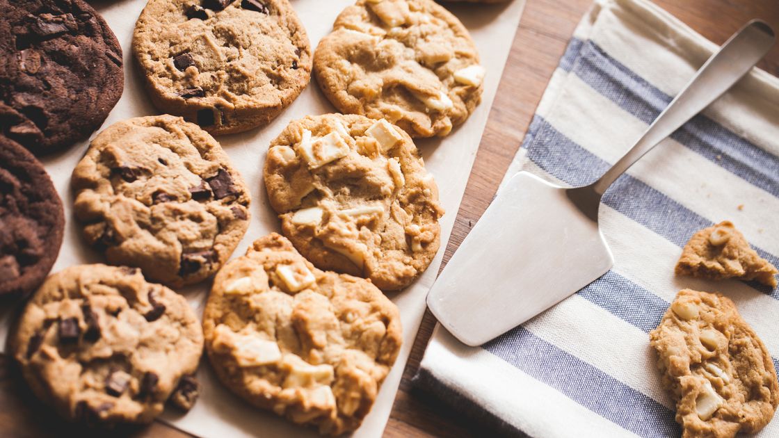 preview for Chewy Chocolate Chunk Cookies Are Better Than Any Bakery Could Make