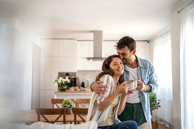 los termostatos inteligentes controlan la temperatura para tener un ambiente confortable en casa