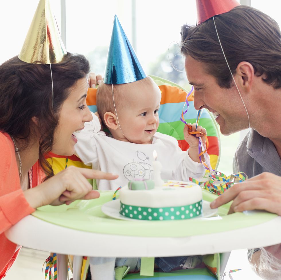 Cómo celebrar el primer cumpleaños del bebé
