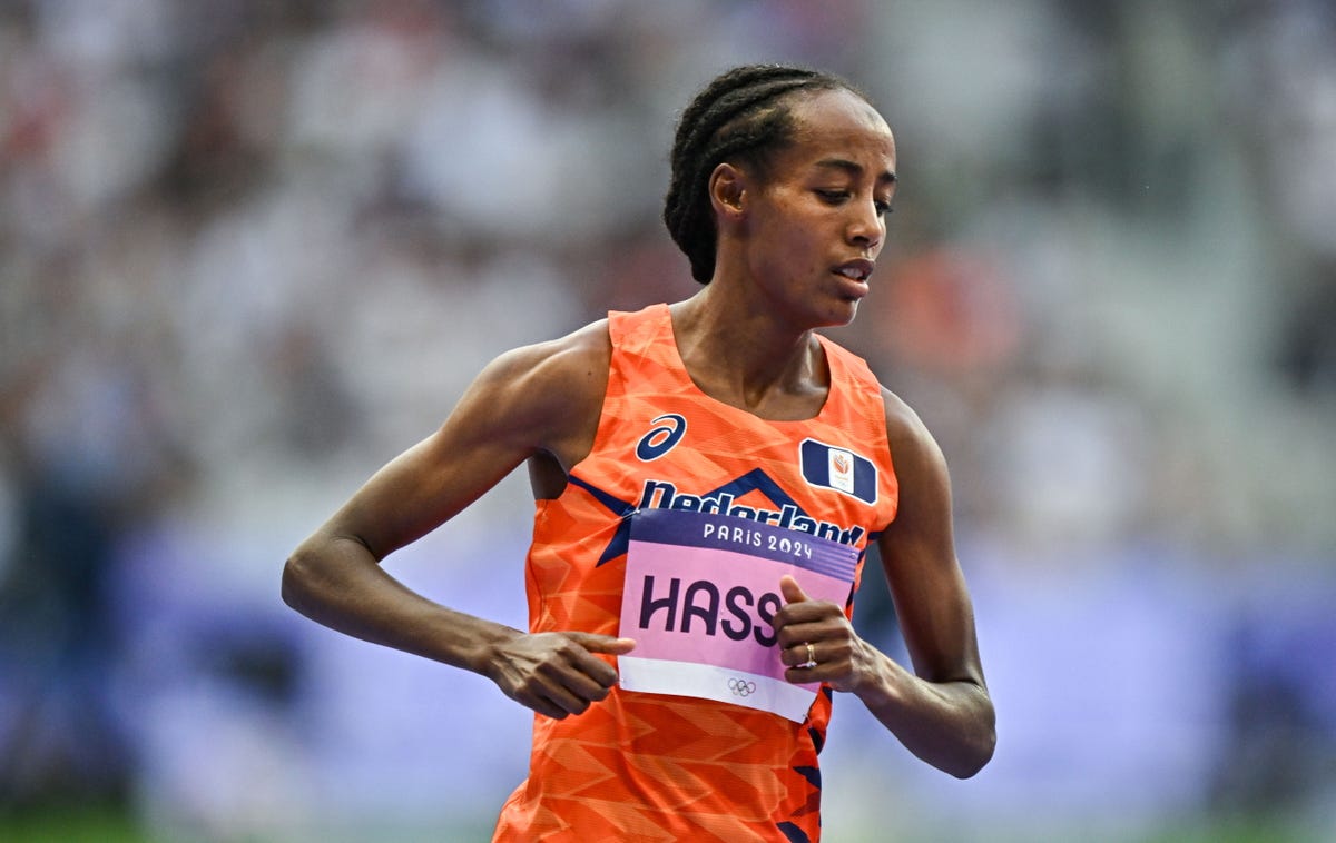 Sifan Hassan wint brons achter Chebet en Kipyegon op de 5000 meter