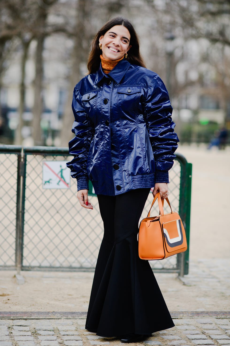 Clothing, Blue, Street fashion, Cobalt blue, Fashion, Electric blue, Coat, Outerwear, Orange, Denim, 