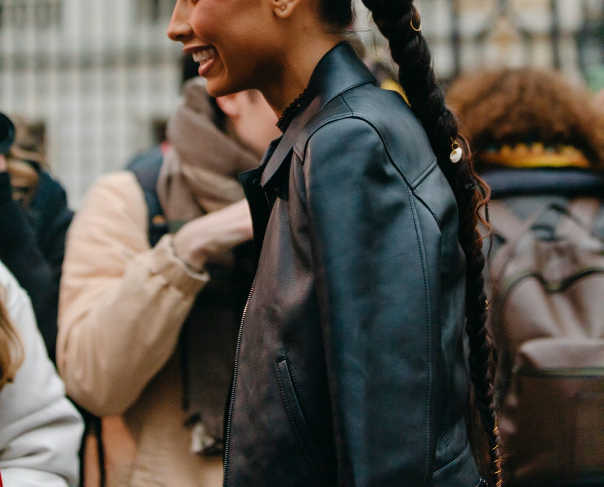 Capelli con trecce donna per un look elegante