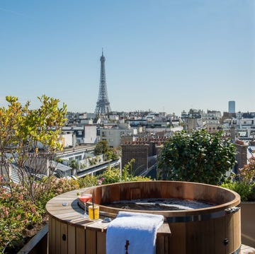 Paris hotels with Eiffel Tower views paris hotels with eiffel tower views