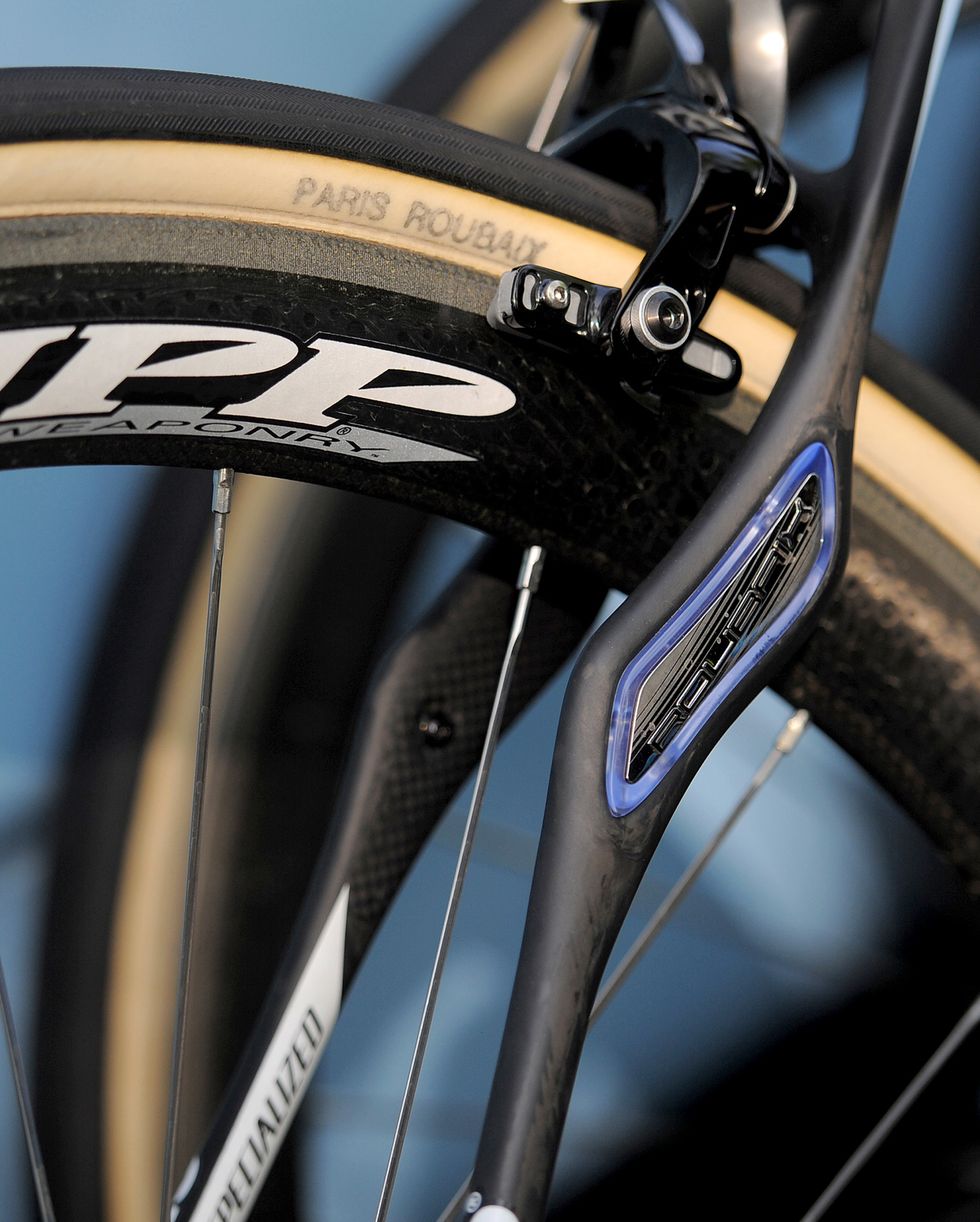 close up of zipp wheels on specialized bike