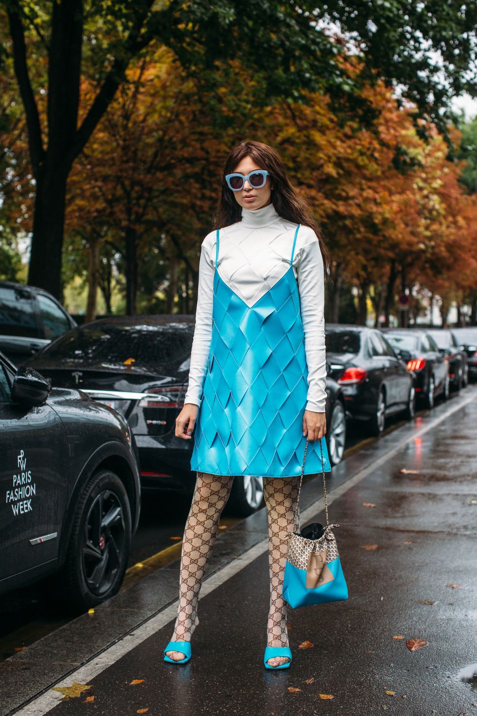 Street fashion, Clothing, Photograph, Fashion, Turquoise, Snapshot, Electric blue, Tights, Footwear, Outerwear, 