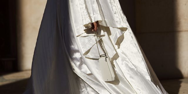 White, Wedding dress, Dress, Bridal accessory, Gown, Clothing, Bridal veil, Beauty, Bridal clothing, Bride, 