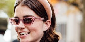 Eyewear, Hair, Face, Glasses, People, Facial expression, Sunglasses, Street fashion, Beauty, Hairstyle, 
