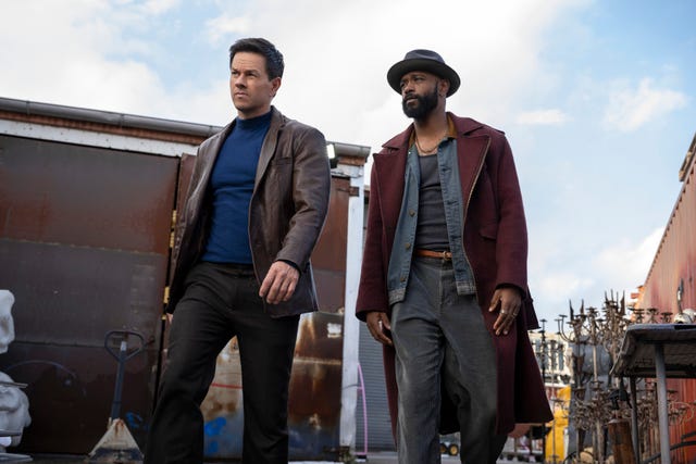 Mark Wahlberg und Lakeith Stanfield in „Play Dirty“
