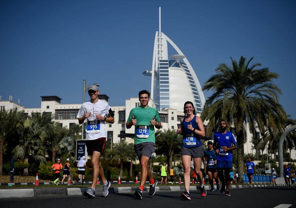 standard chartered dubai marathon