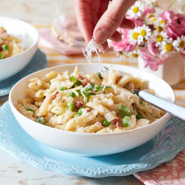 Creamy One-Pot Pasta with Peas and Mint Recipe