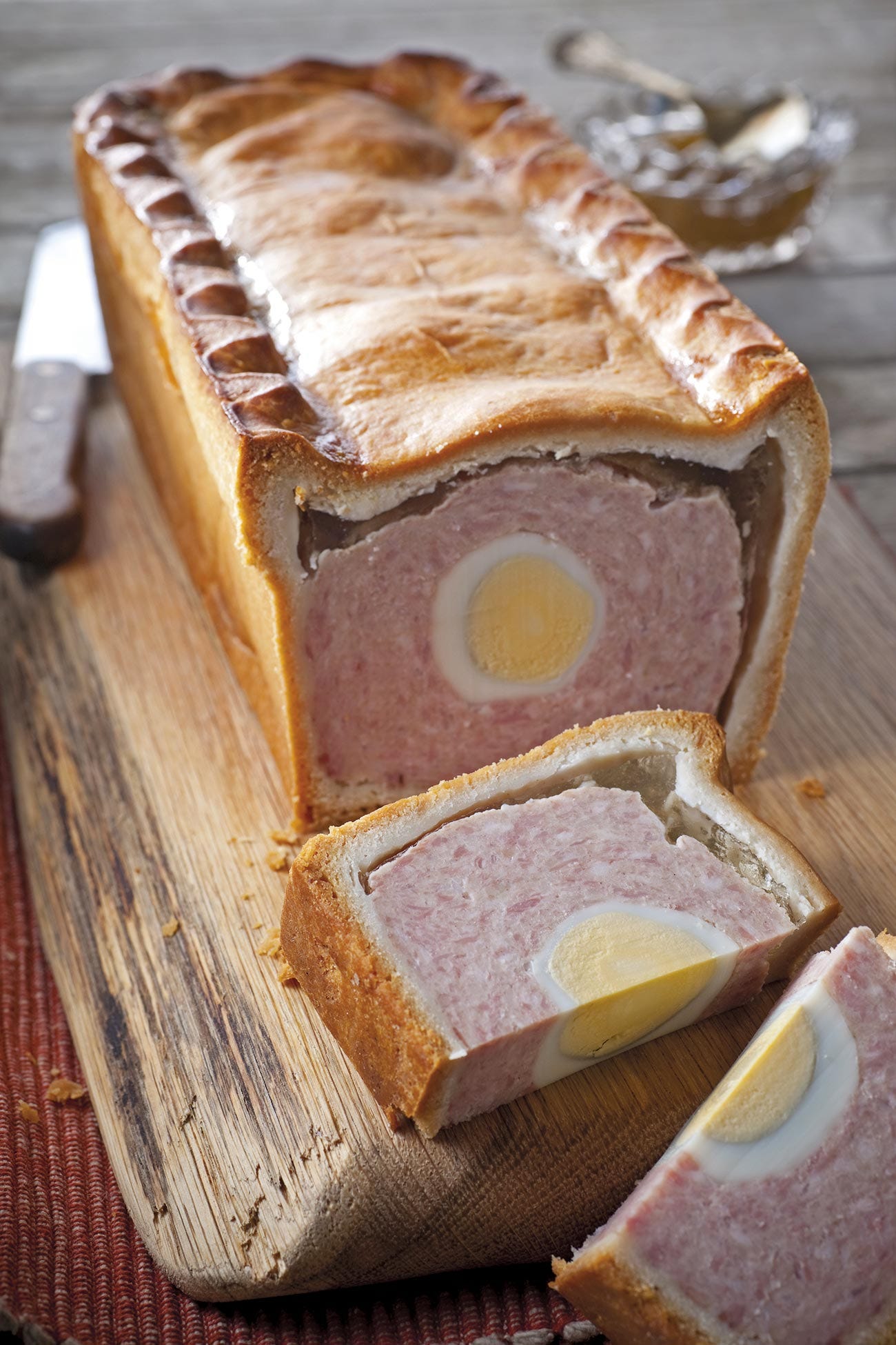 pastel de cerdo y huevo