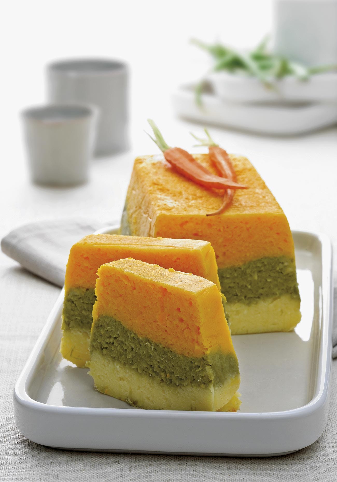 pastel tricolor de zanahoria, espinacas y patata