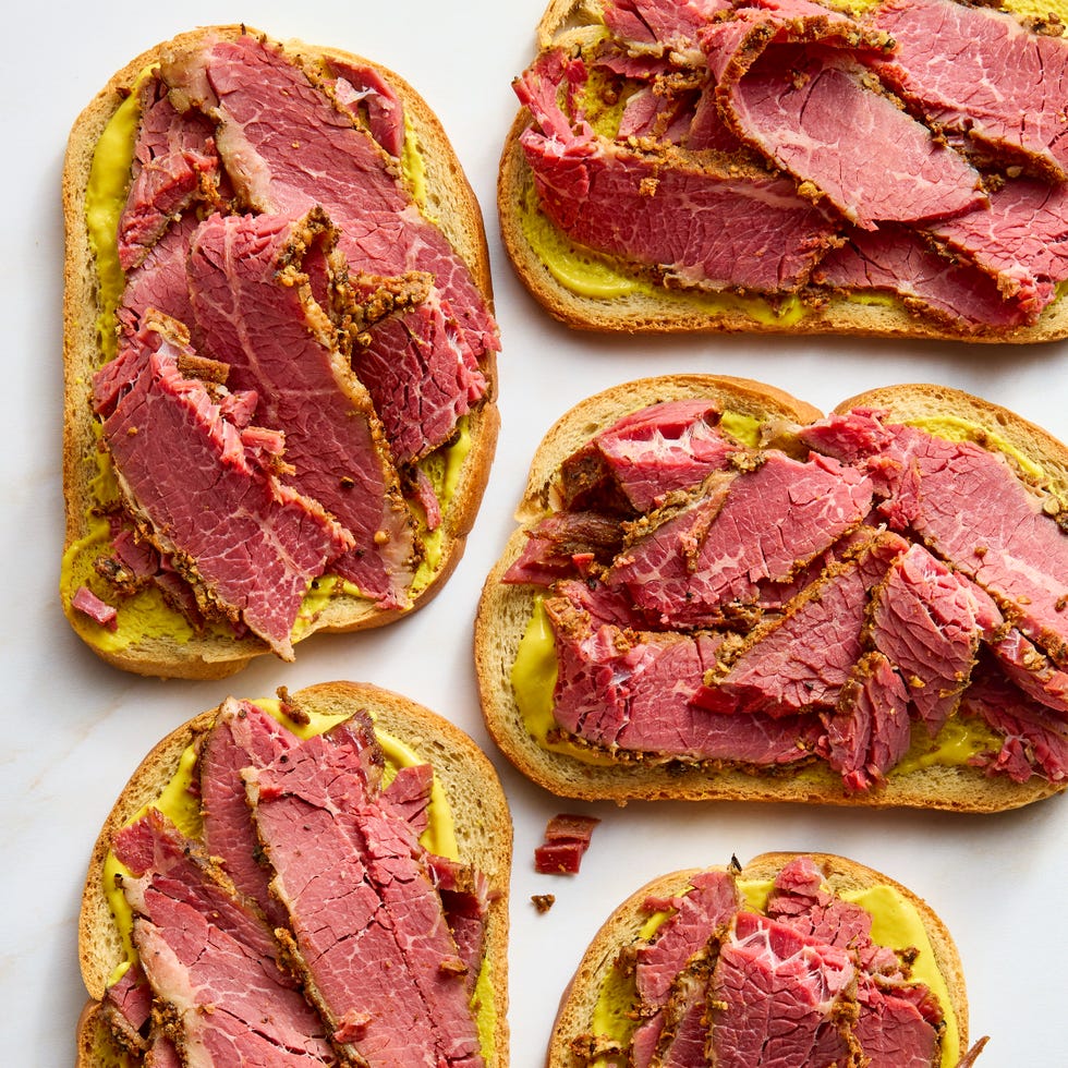 pastrami sandwich with mustard