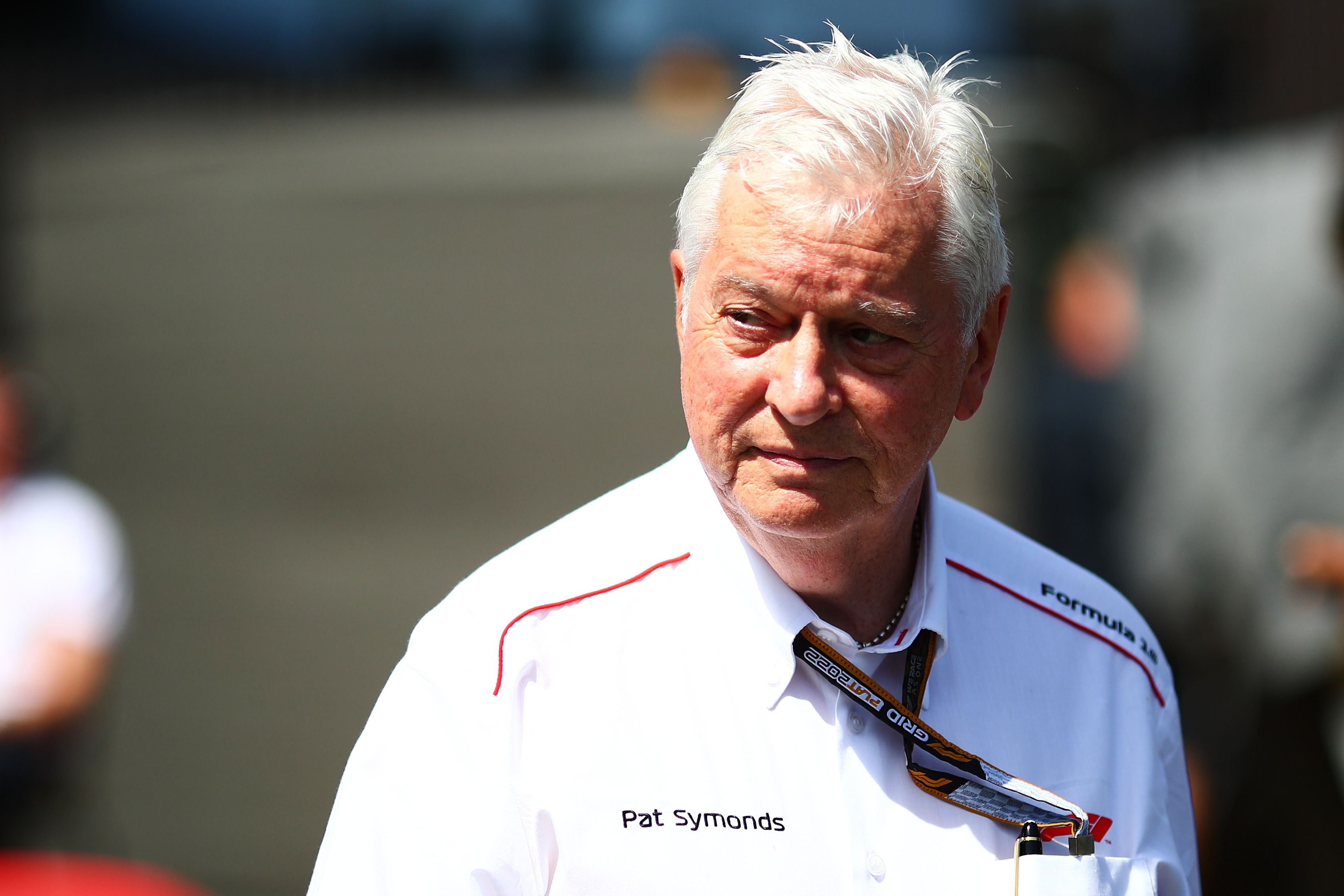 Pat Symonds da marcha atrás a su decisión de retirarse