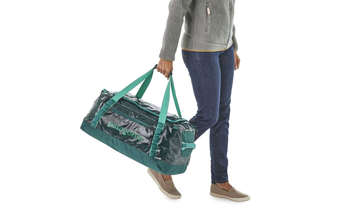 Bag, Green, Handbag, Turquoise, Teal, Satchel, Shoulder, Fashion accessory, Tote bag, Footwear, 