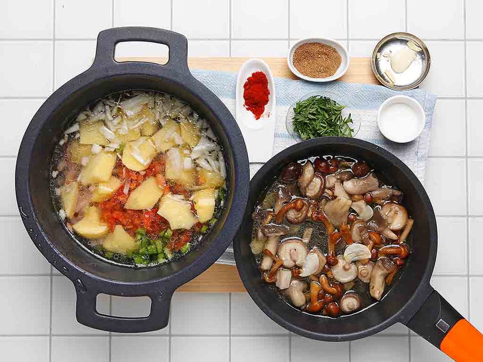 Setas con patatas con guarnición paso 3