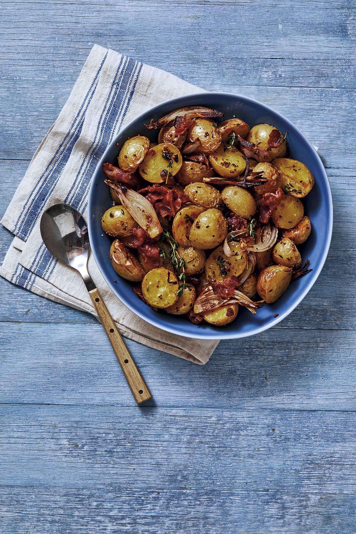 patatas asadas con cebolla y beicon