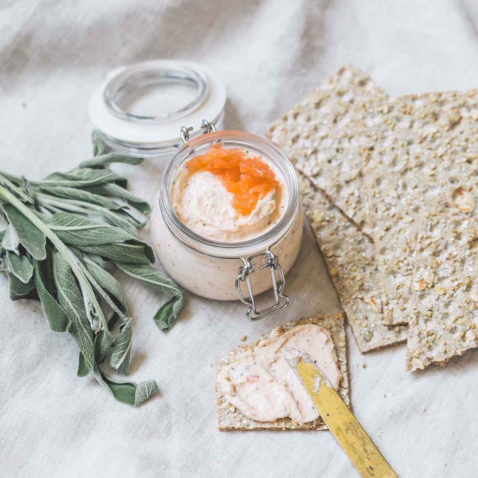 paté de salmón y mascarpone con salvia
