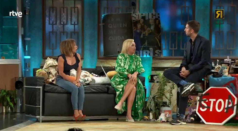 El motivo de los enfados de Belén Esteban y David Broncano en 'La Revuelta'