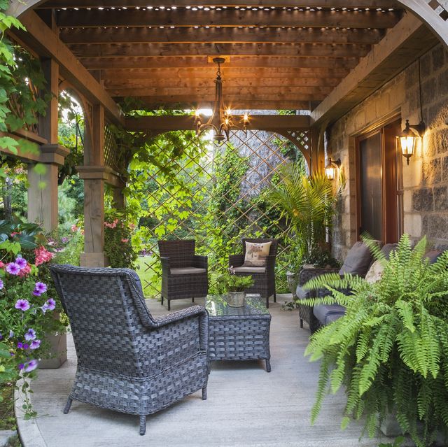 5 Spectacular Outdoor Wall Decor Ideas that You'll Love