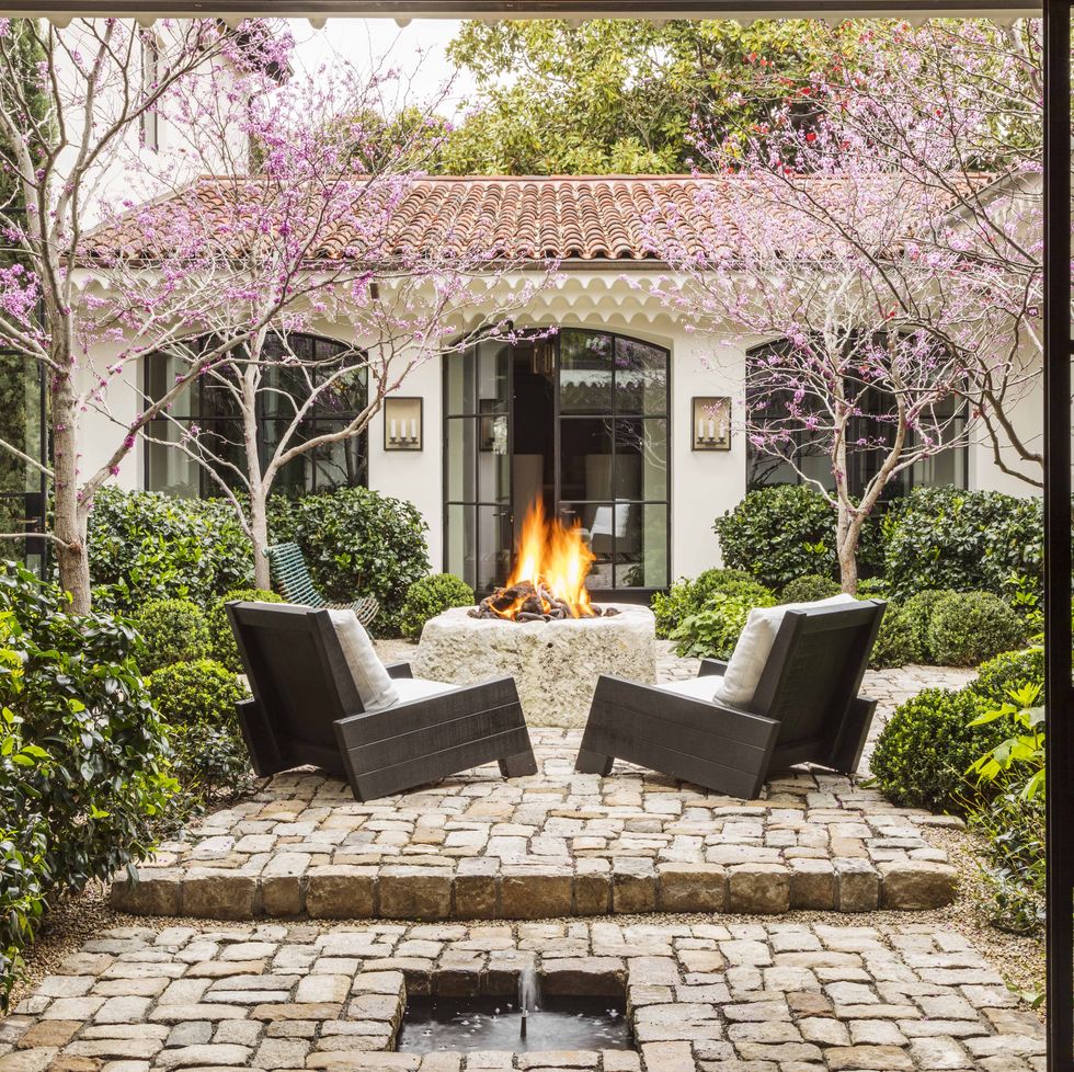 The Best Outdoor Decor Items to Make Your Patio and Garden Look