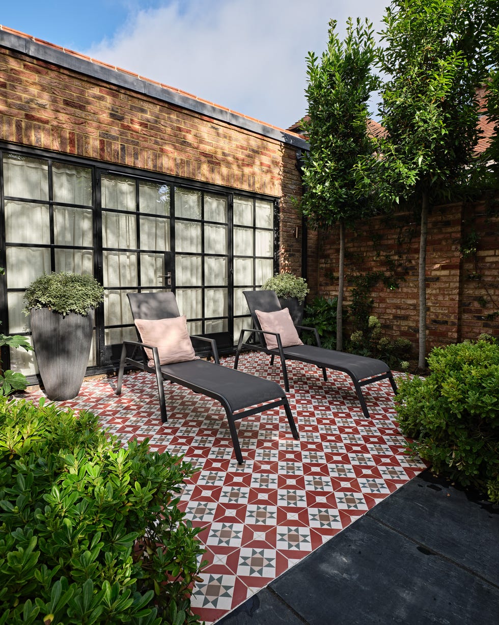 patio garden ideas ca'pietra brompton porcelain clarence