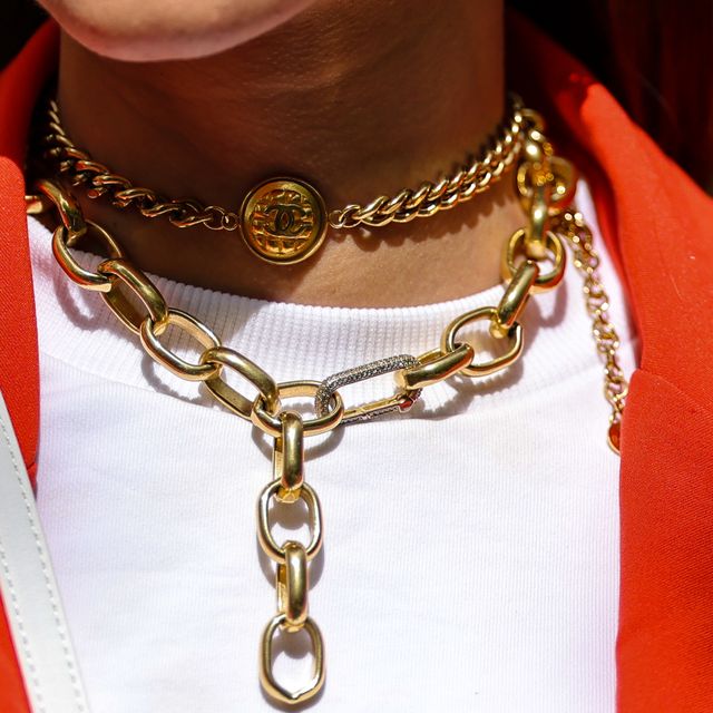 Chanel  Chanel necklace, Jewelry fashion trends, Chanel jewelry