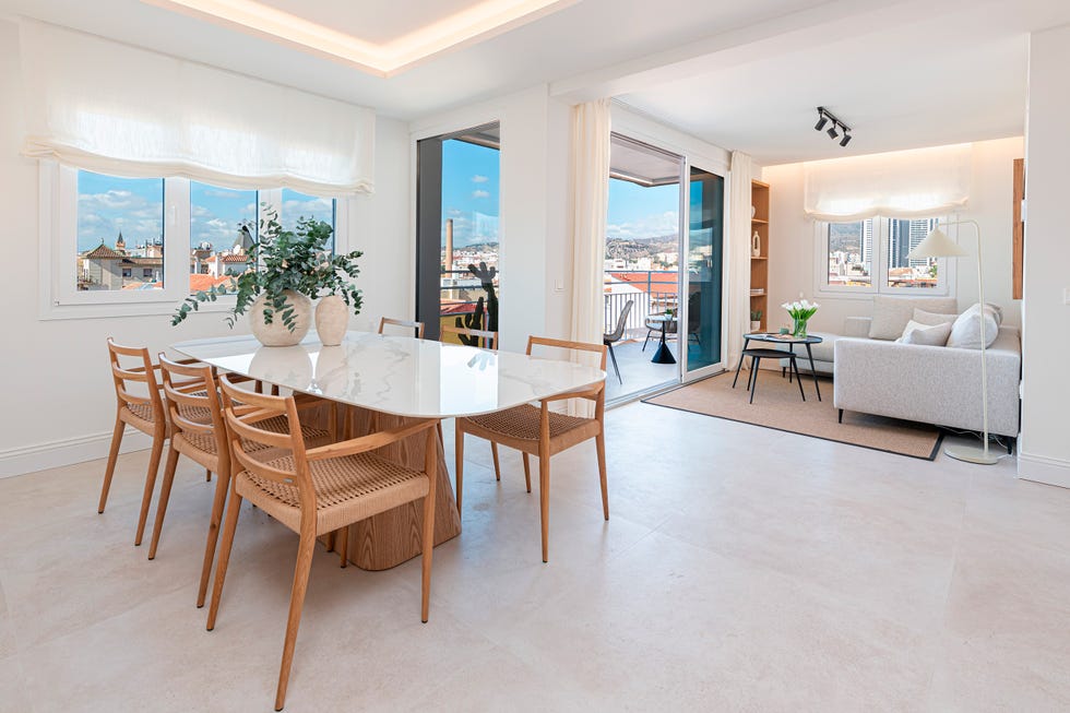salón comedor con acceso a la terraza