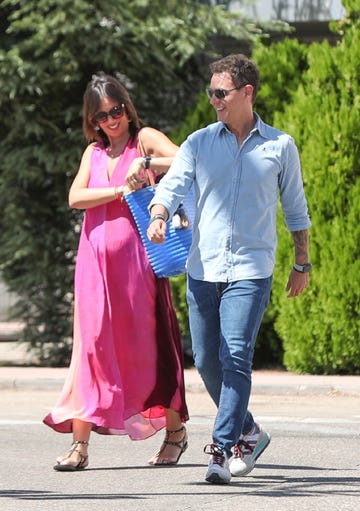 la pareja a su salida de mediaset