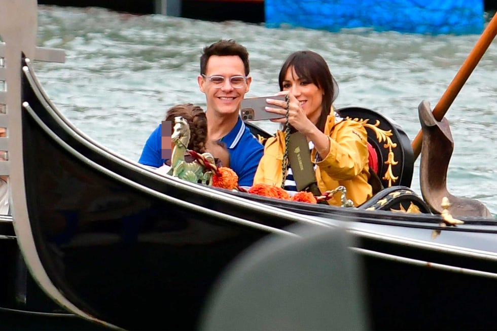 patricia pardo y christian galvez de viaje en venecia junto a su familia