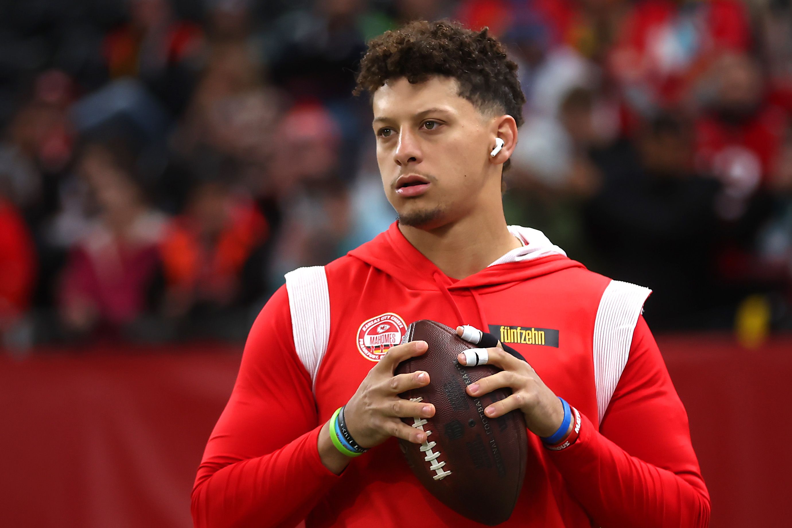 Patrick Mahomes Train Like A Celeb