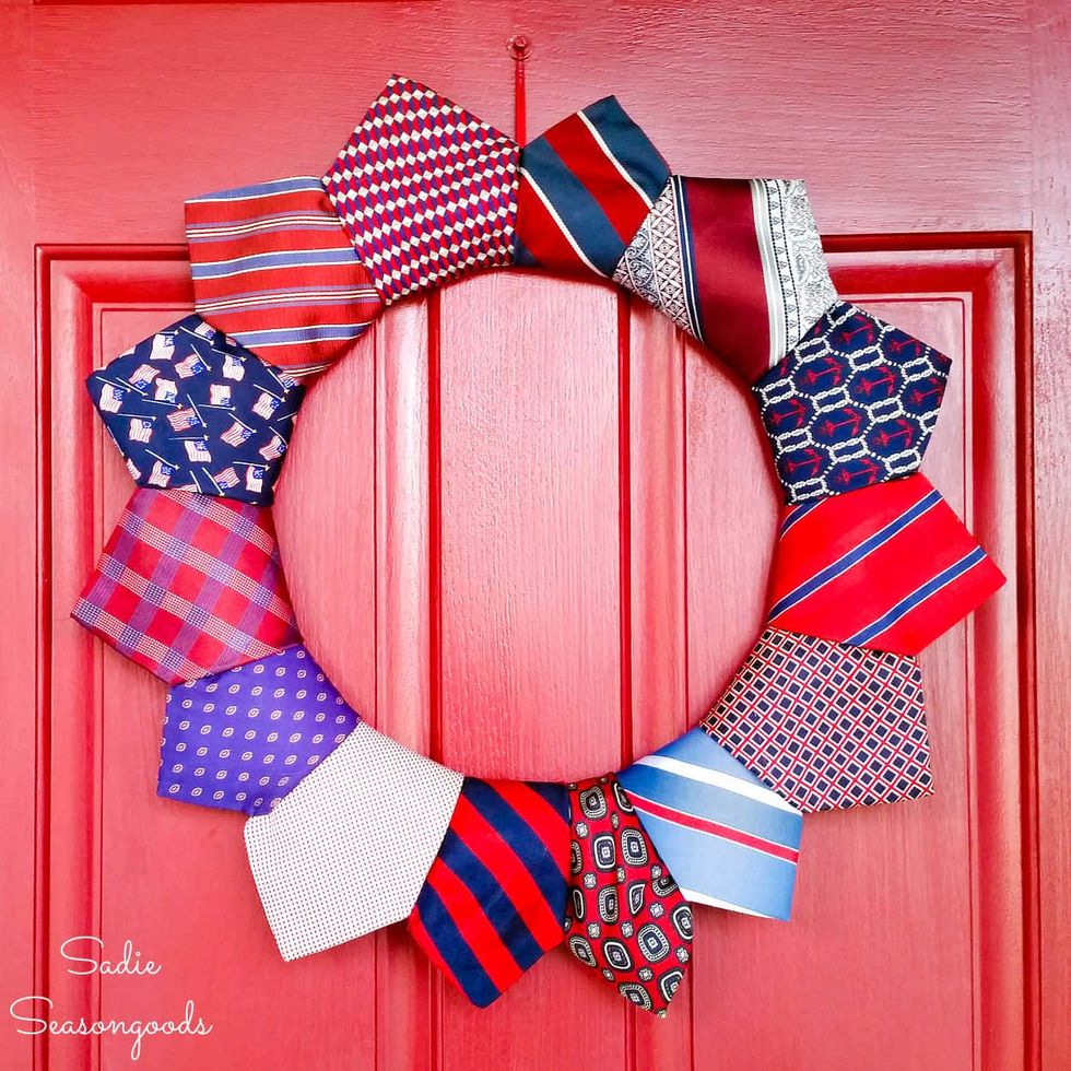 patriotic necktie 4th of july wreaths